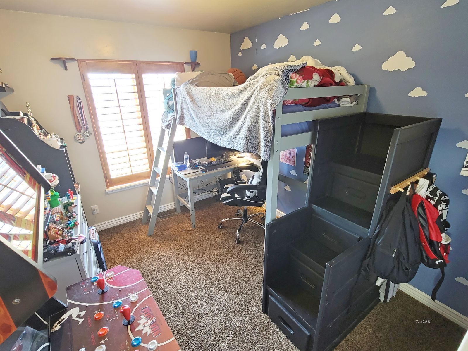 Property Photo 20