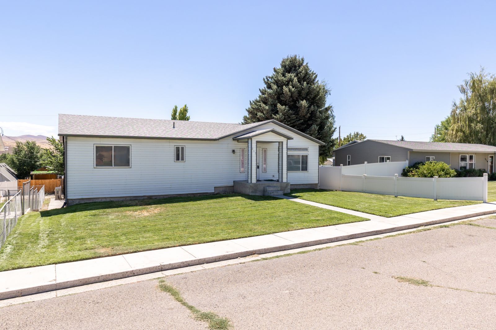 Property Photo 35