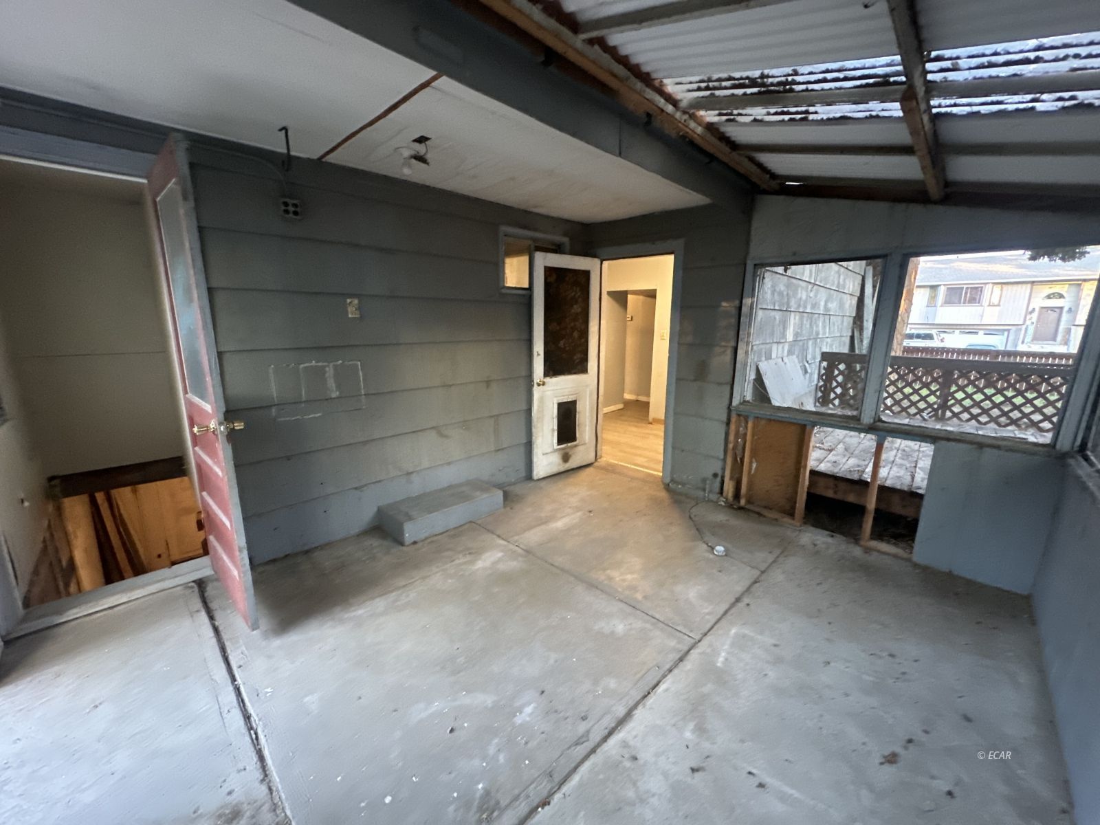 Property Photo 28