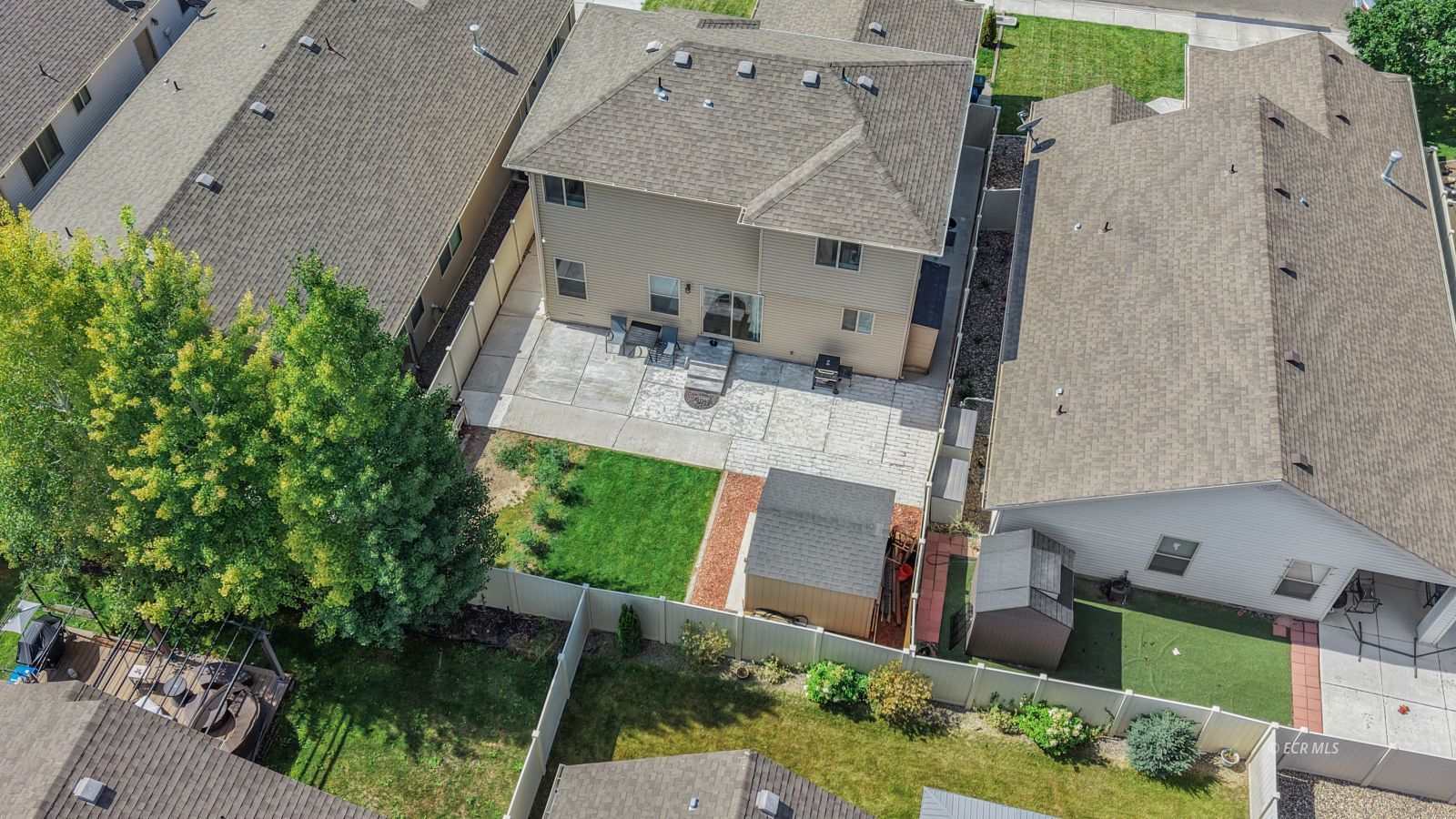 Property Photo 38
