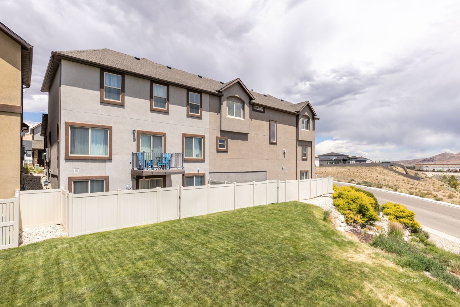 Property Photo 33