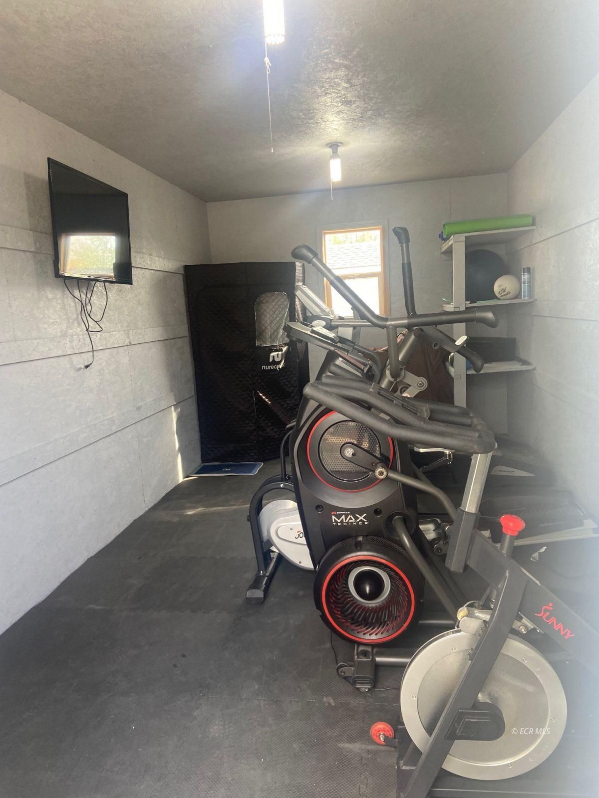 Property Photo 33