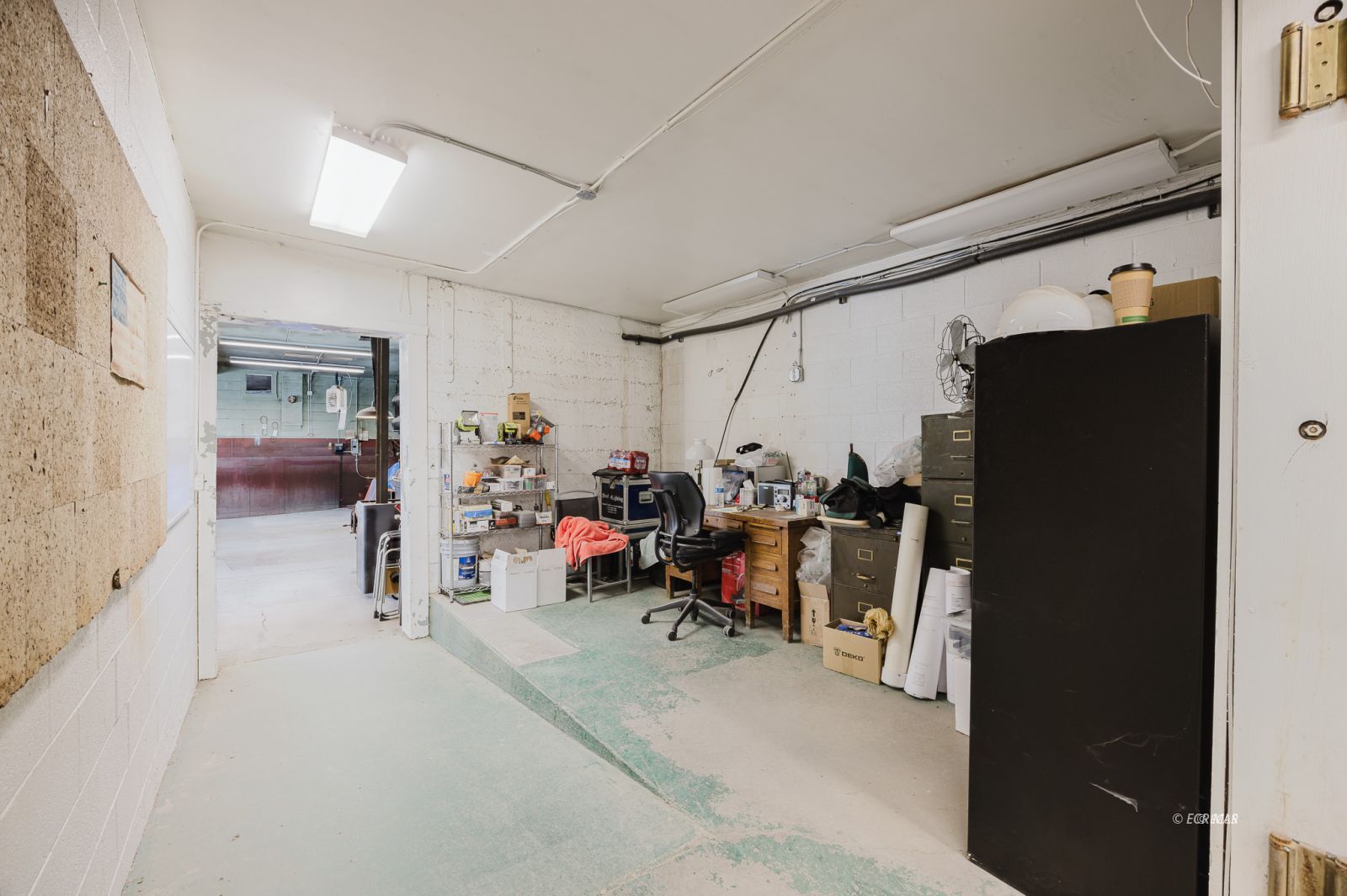 Property Photo 30