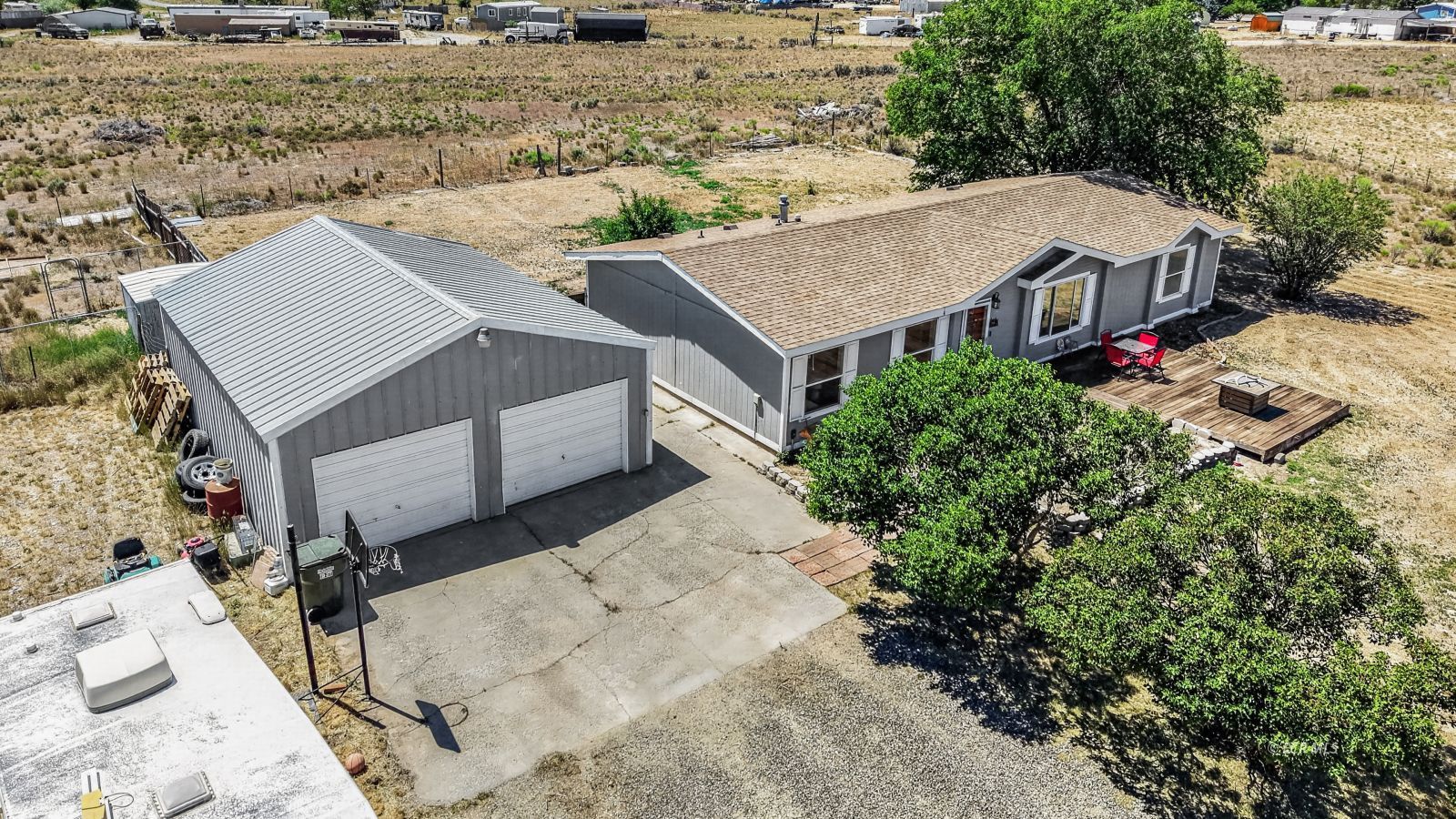 Property Photo 23