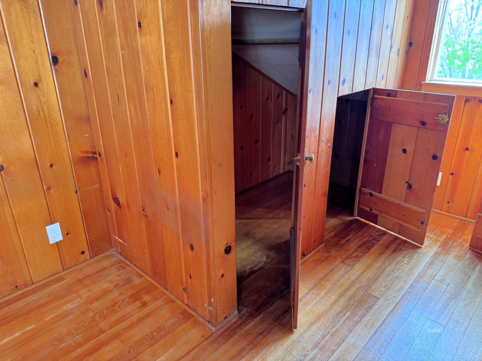 Property Photo 25