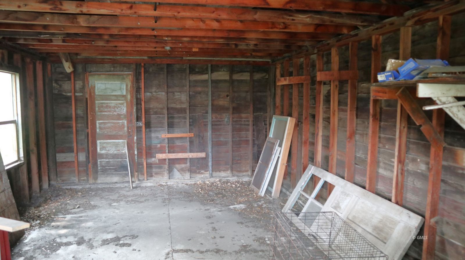 Property Photo 23