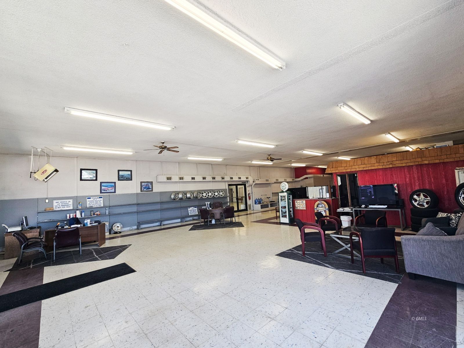 Property Photo 3