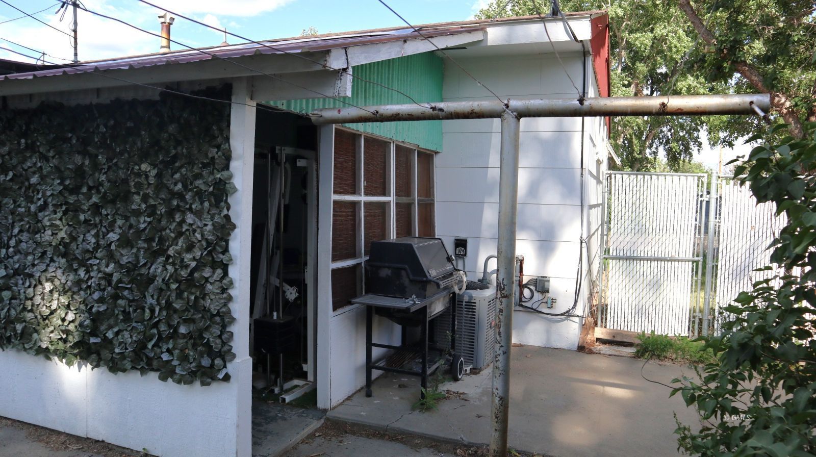 Property Photo 33