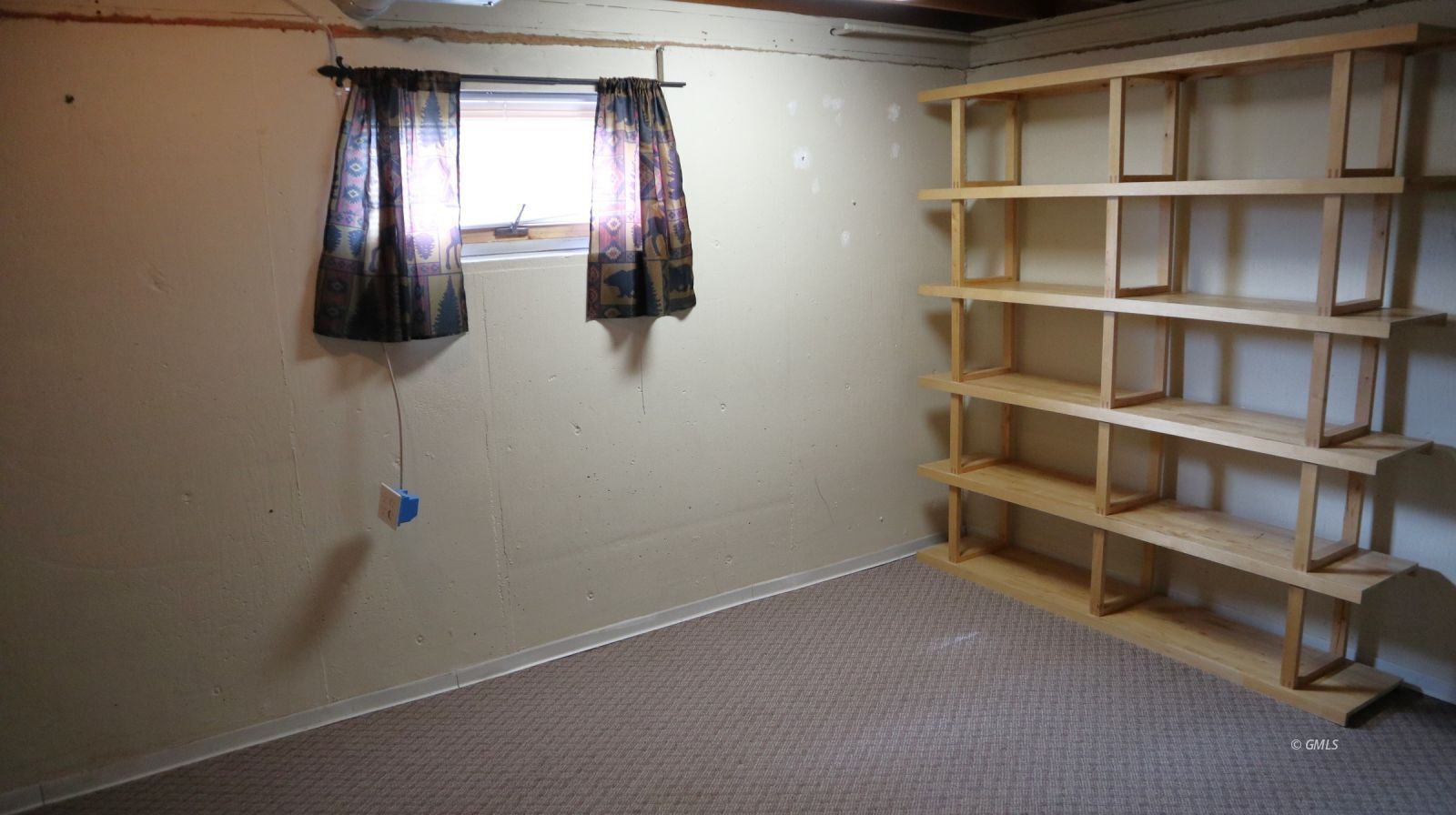 Property Photo 36