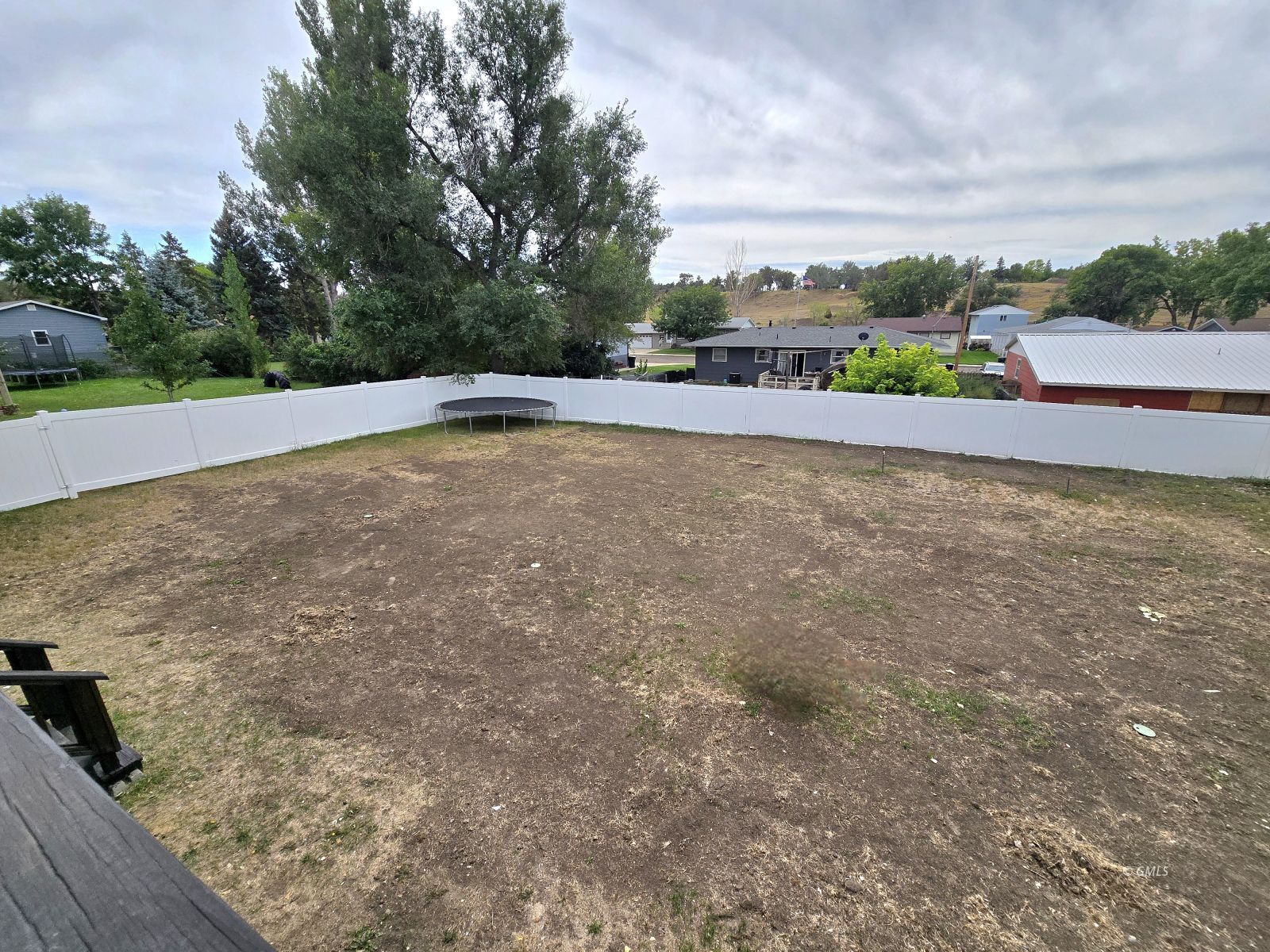 Property Photo 33