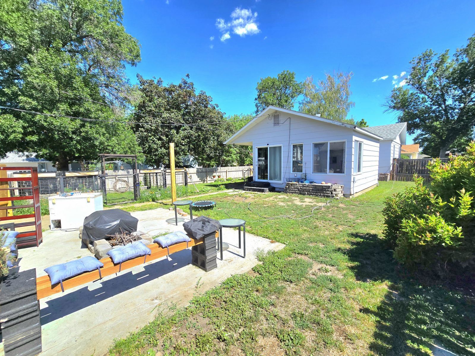 Property Photo 26
