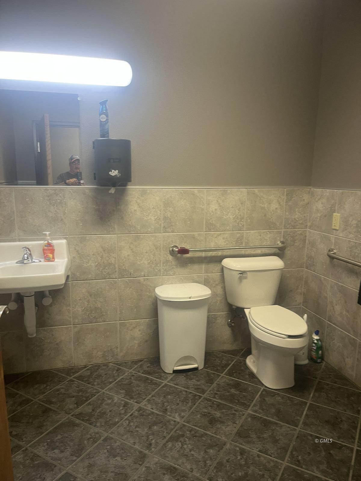 Property Photo 47