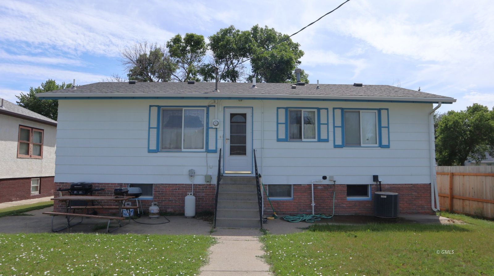 Property Photo 25