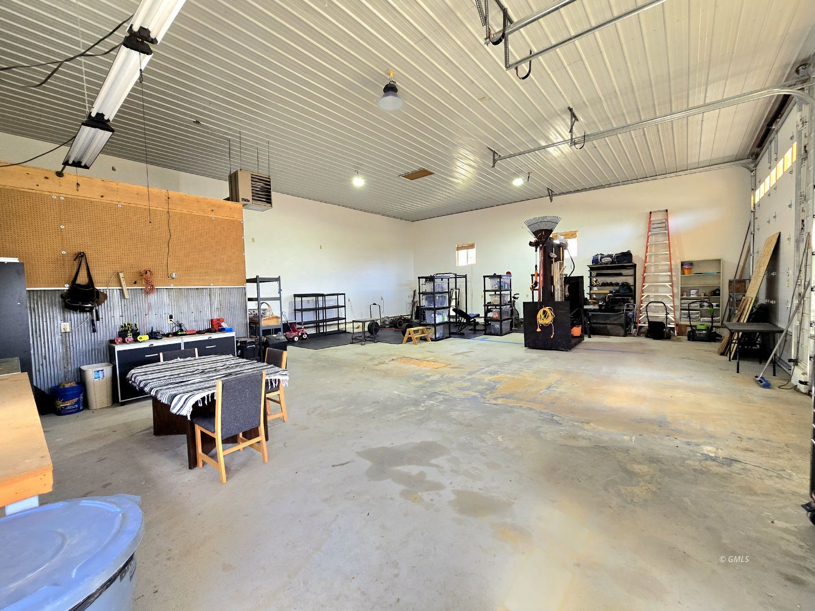 Property Photo 40