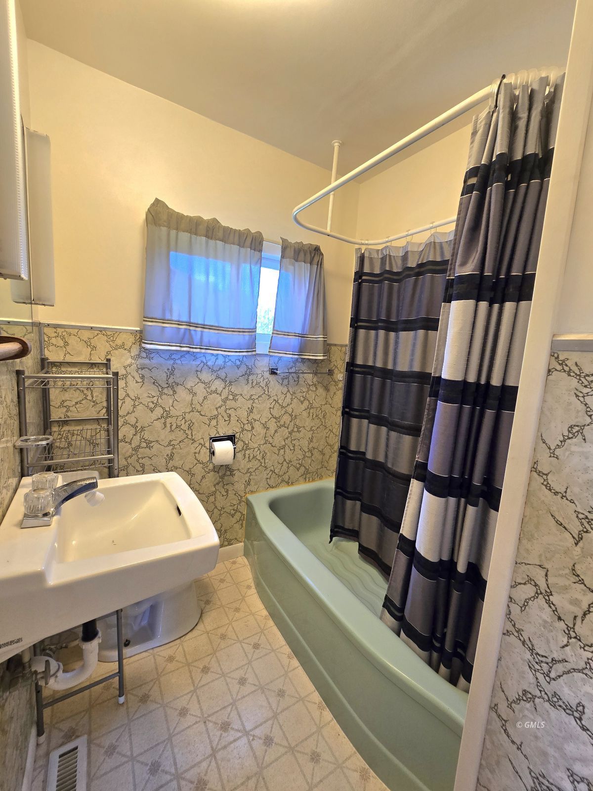 Property Photo 48