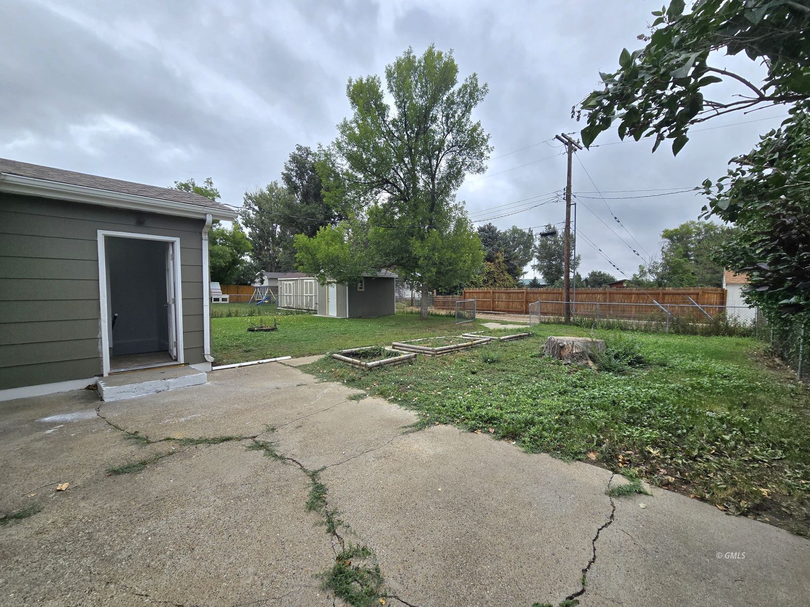 Property Photo 28