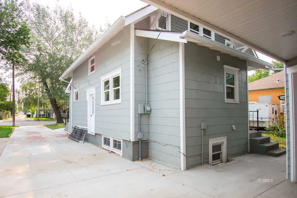 Property Photo 48