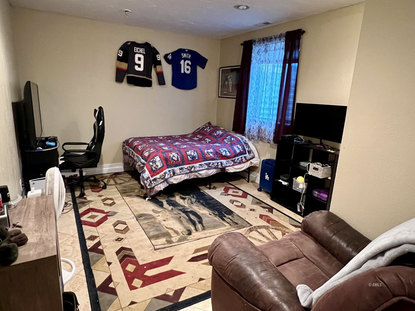 Property Photo 24