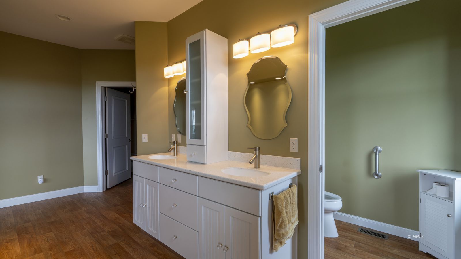 Property Photo 22