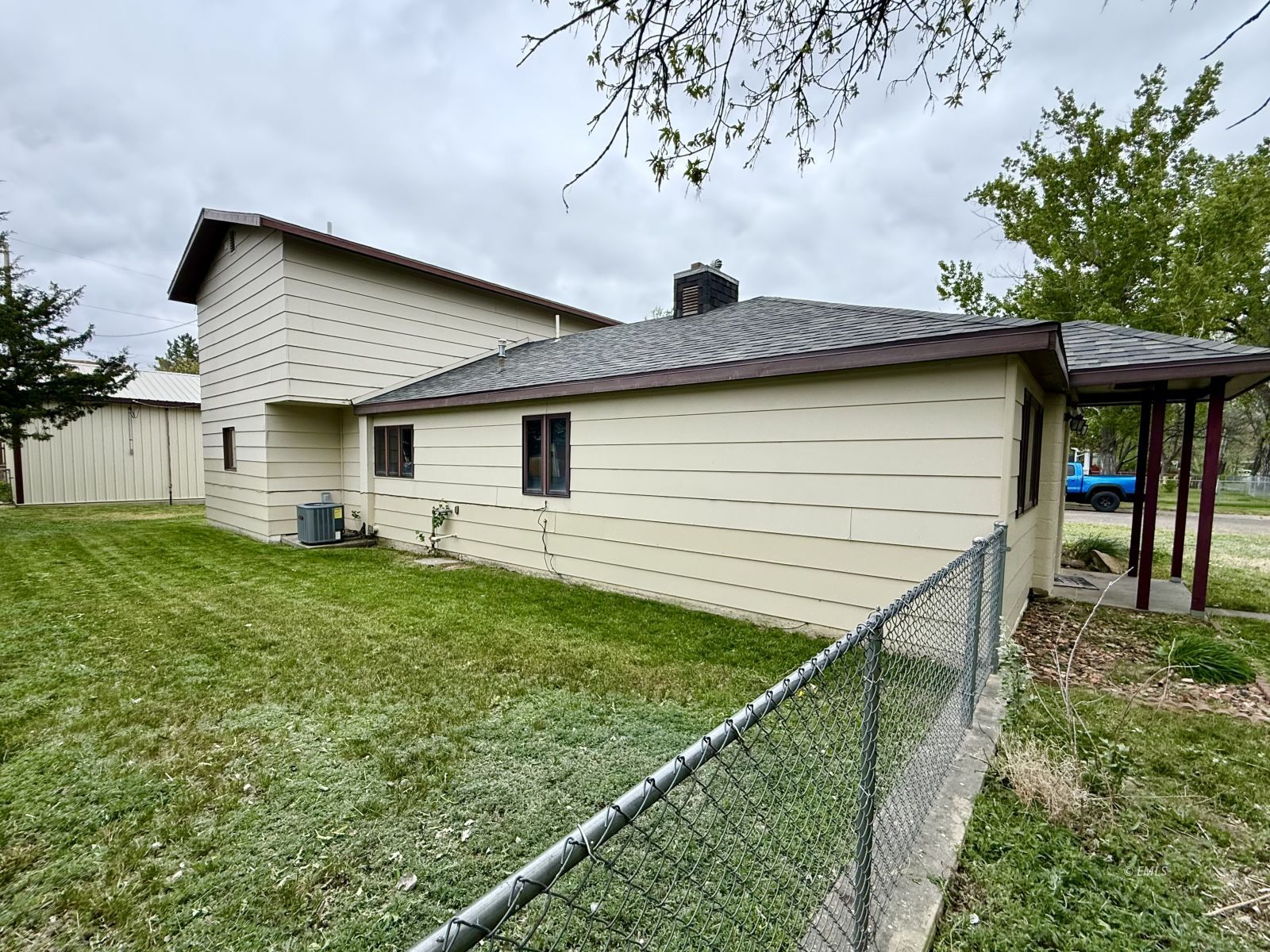 Property Photo 34