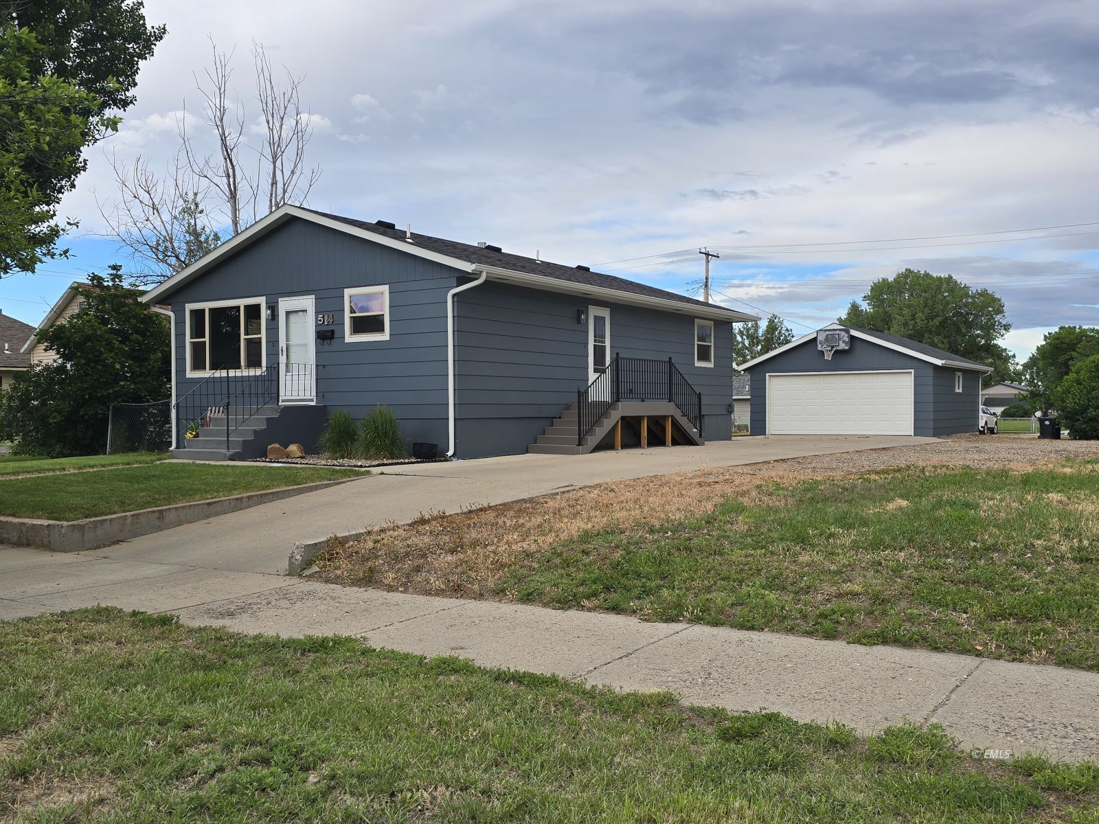 Property Photo 32