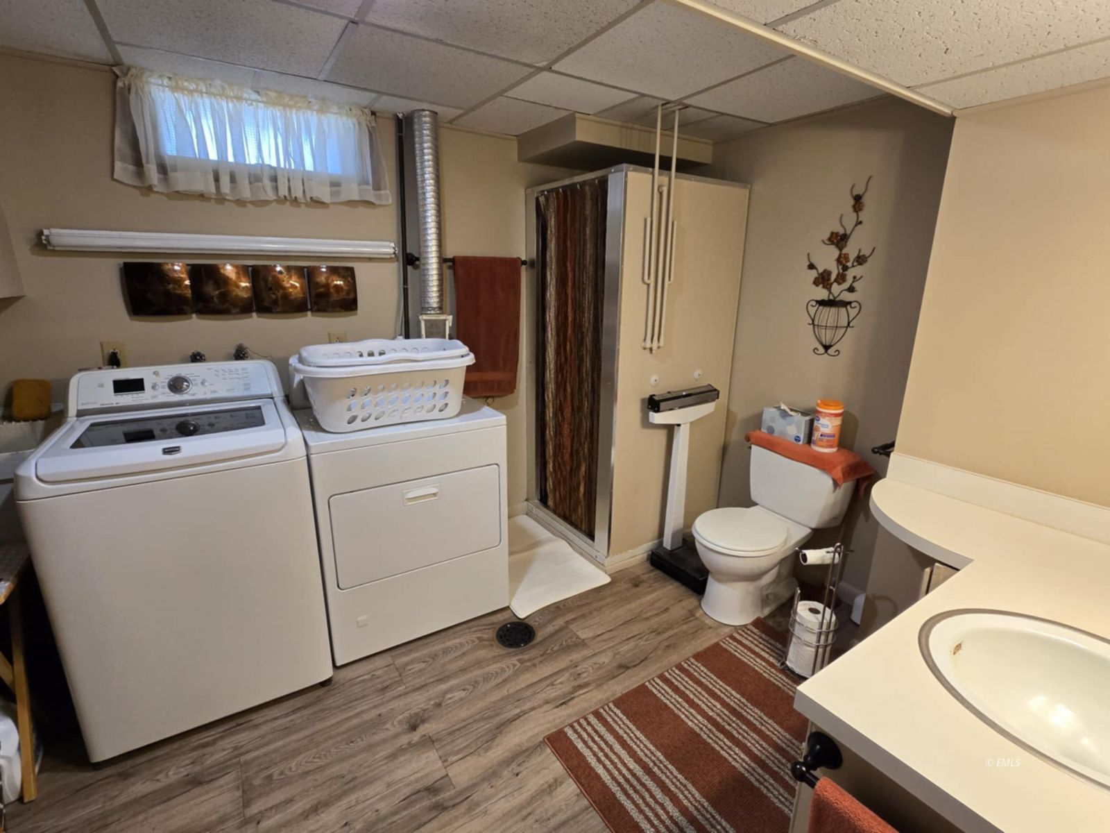 Property Photo 30