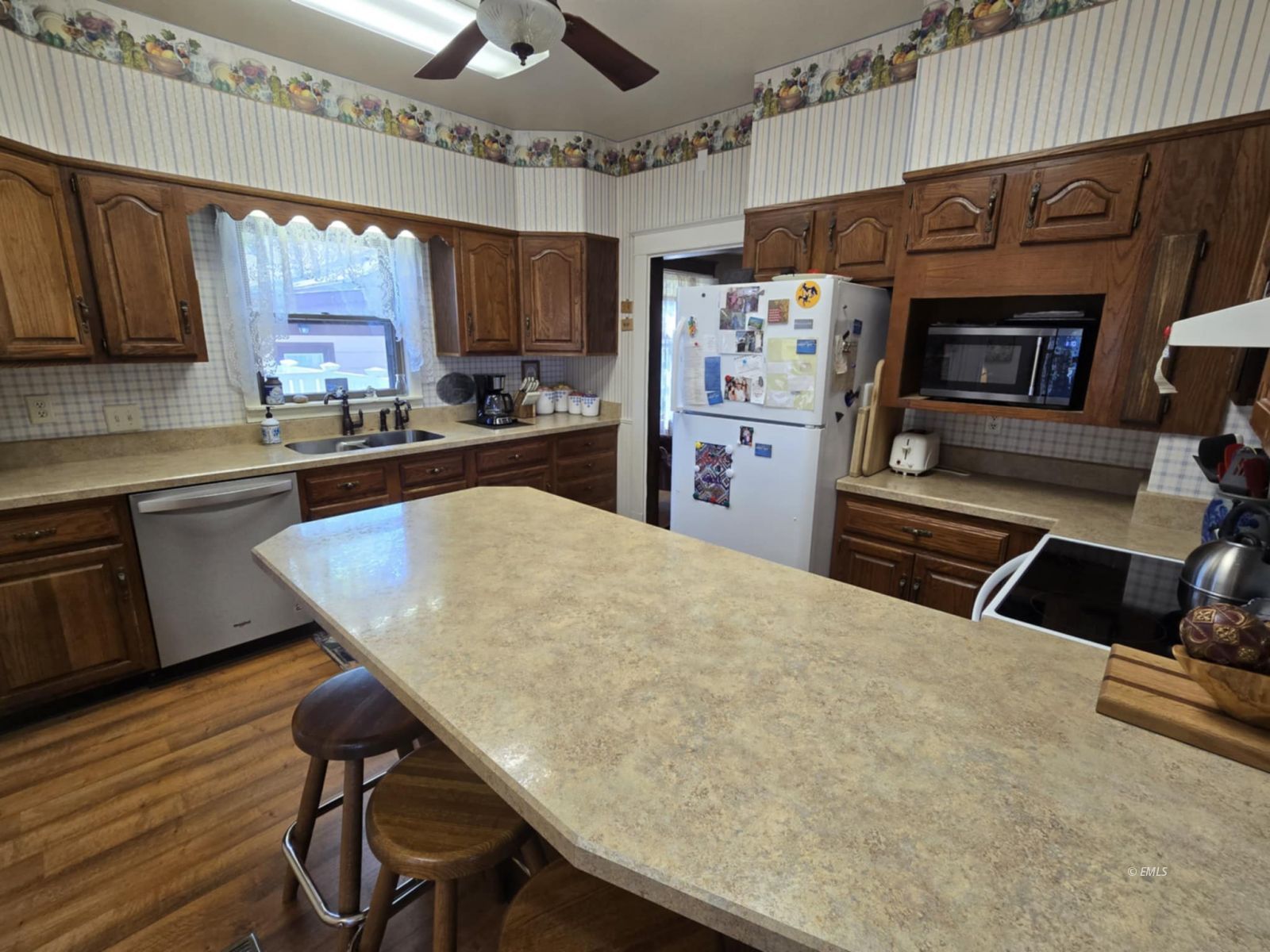 Property Photo 23