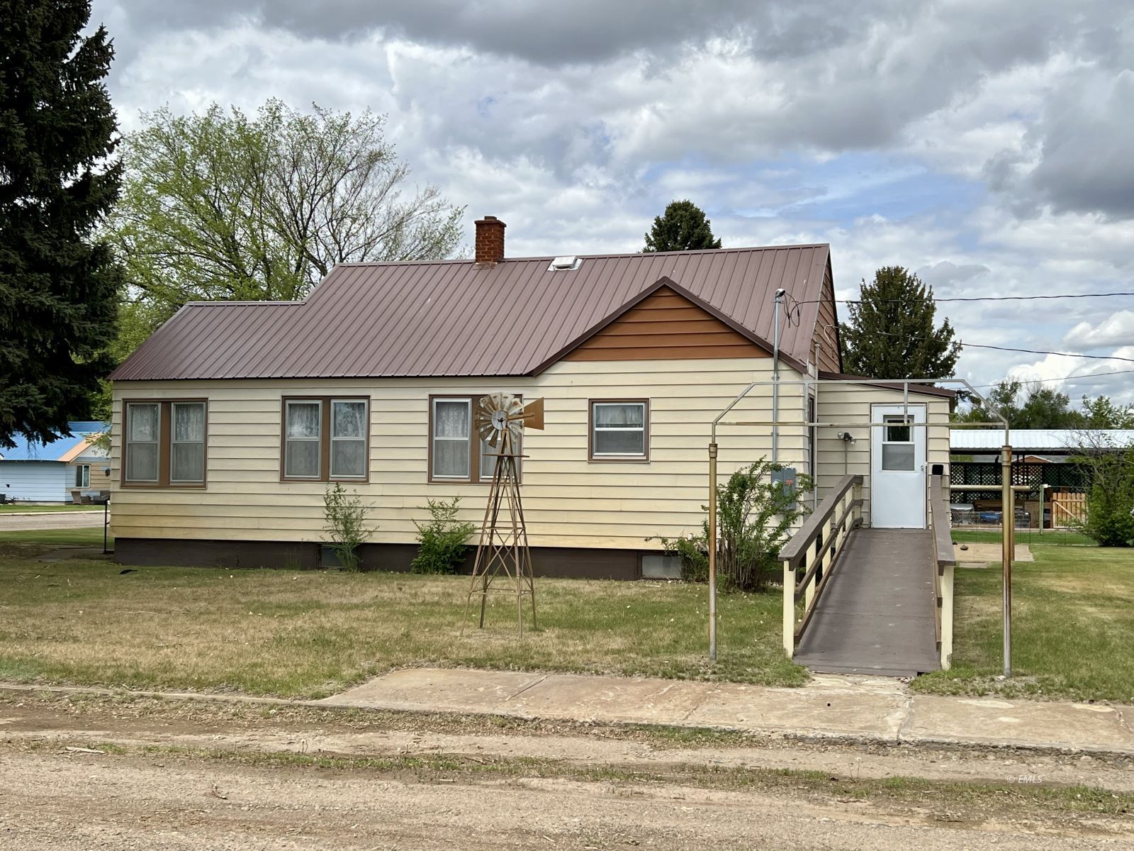 Property Photo 3