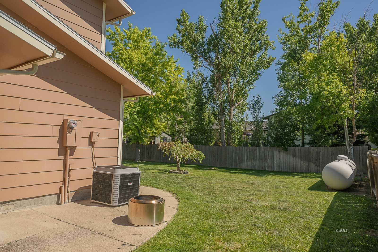 Property Photo 23