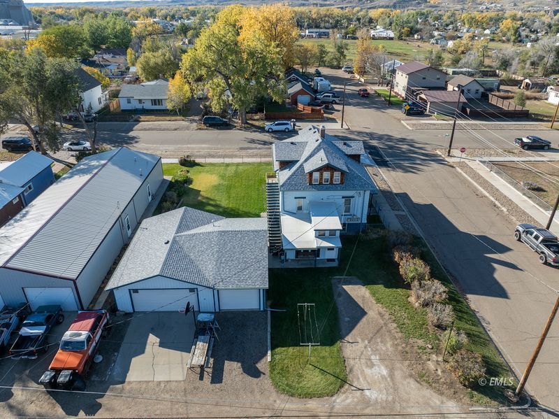 Property Photo 32