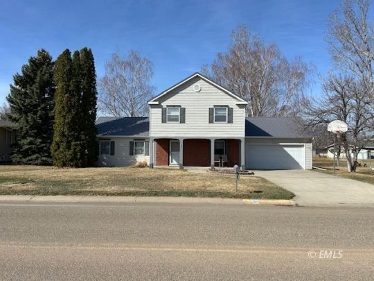 feature listing property photo