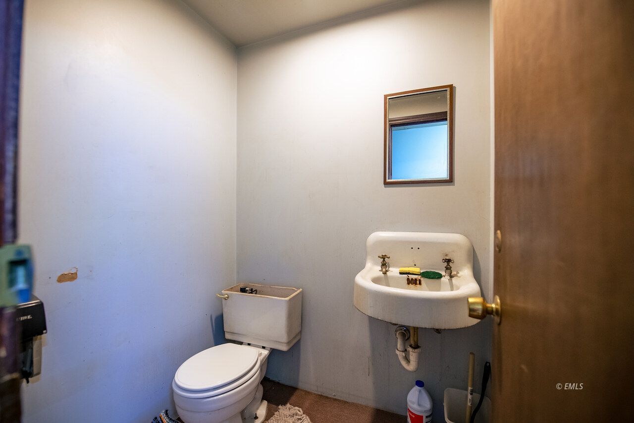 Property Photo 24