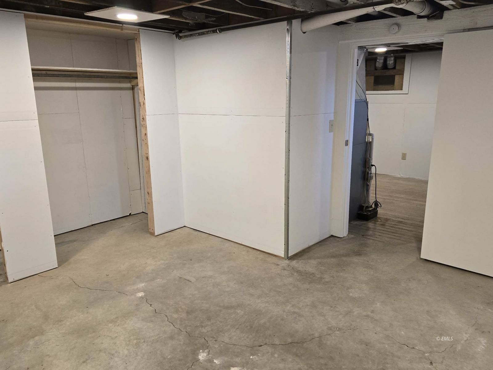 Property Photo 31