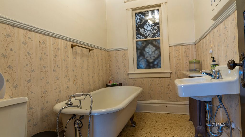 Property Photo 26