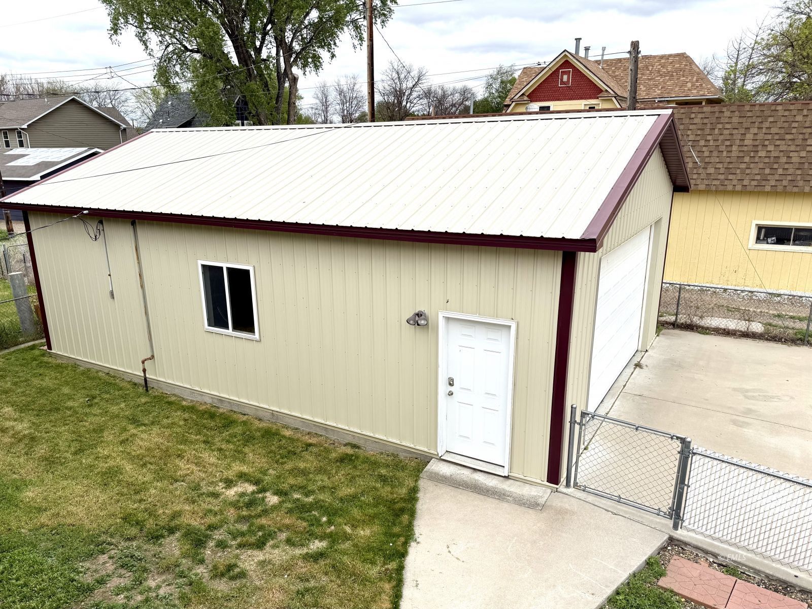 Property Photo 31
