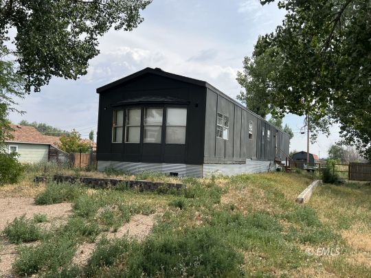 feature listing property photo