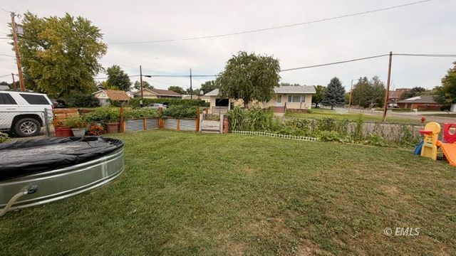 Property Photo 22