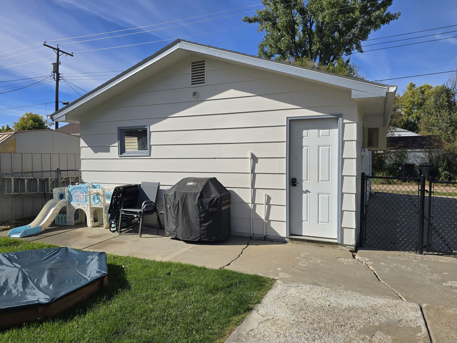 Property Photo 28