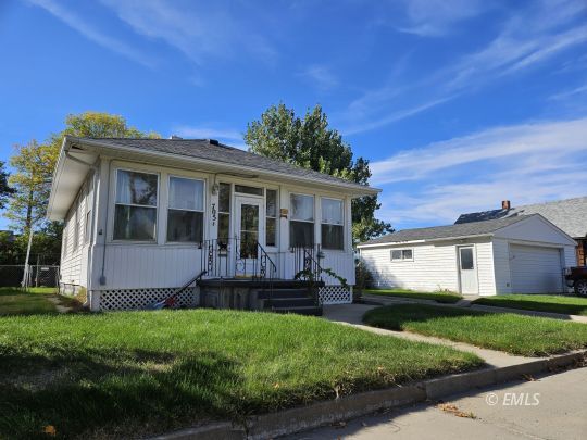 feature listing property photo