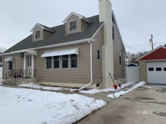 feature listing property photo