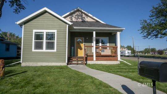 feature listing property photo