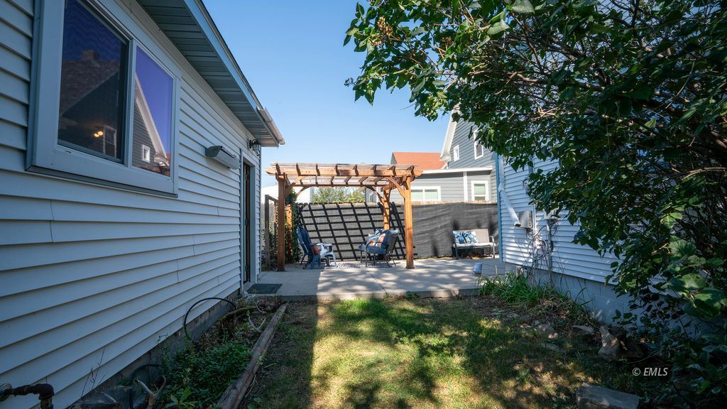 Property Photo 34