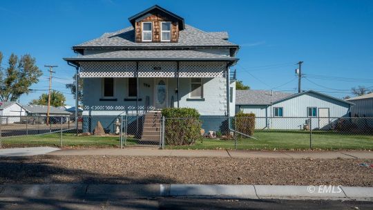 feature listing property photo