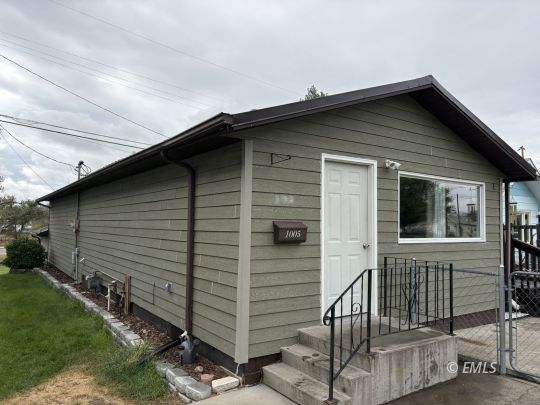 feature listing property photo