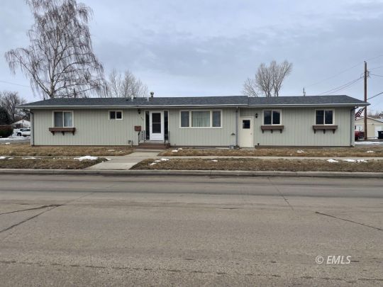 feature listing property photo