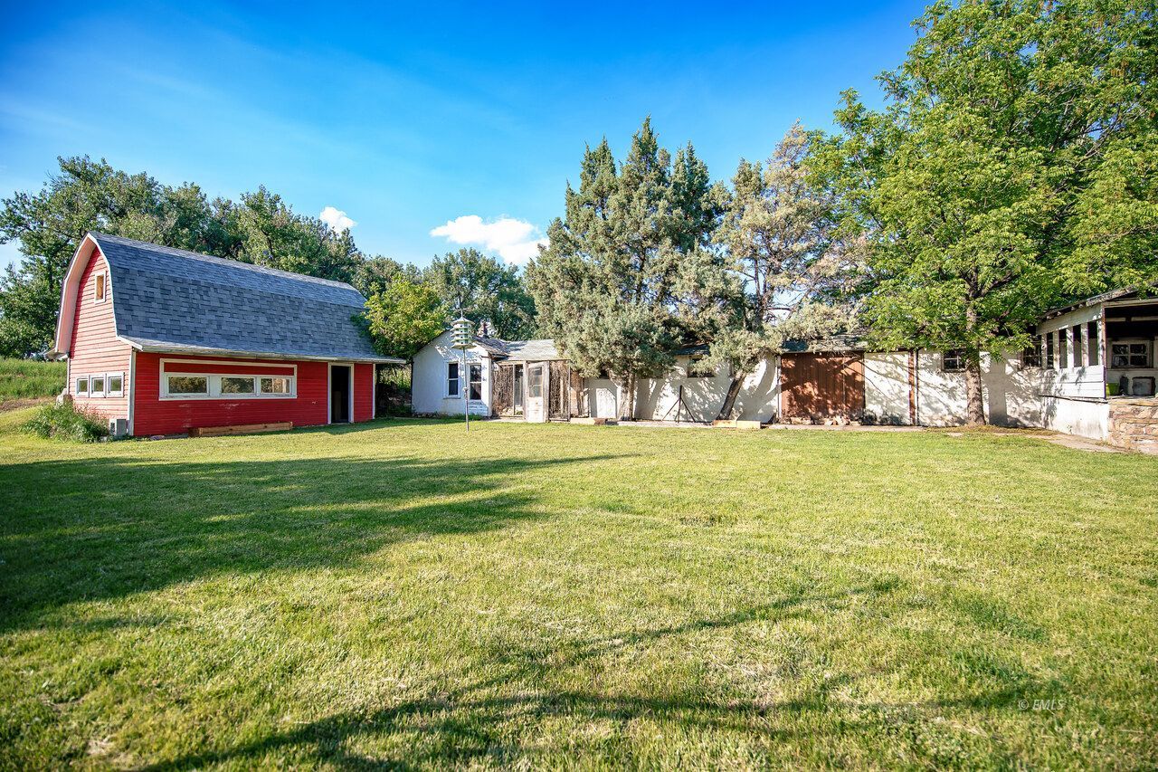 Property Photo 30
